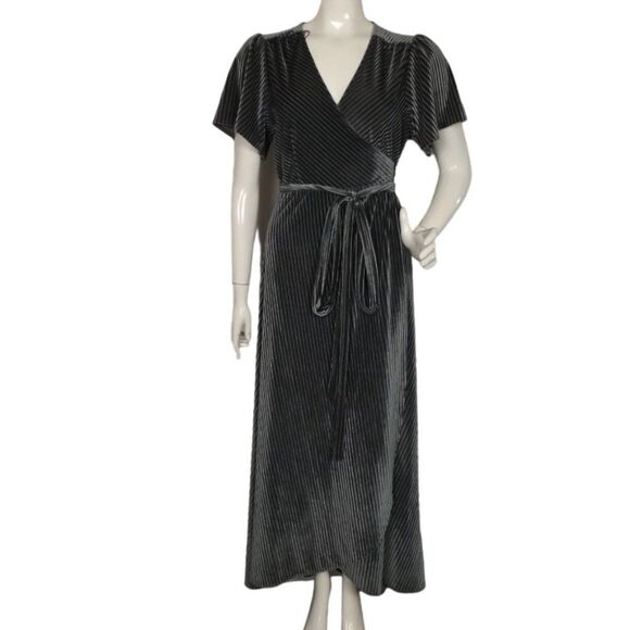 Baltic Born Dresses & Skirts - BALTIC BORN Maxi Dress, L, Grey Ribbed Velvet, short sleeves, True Wrap